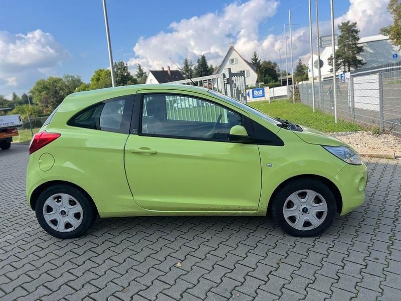Gebraucht Ford Ka Trend 75 PS (55 kW) 2013 Kleinwagen