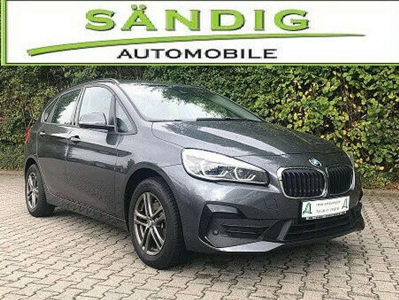 Gebraucht BMW 218 140 PS (102 kW) 2019 Mineralgrau metallic Van / Kleinbus
