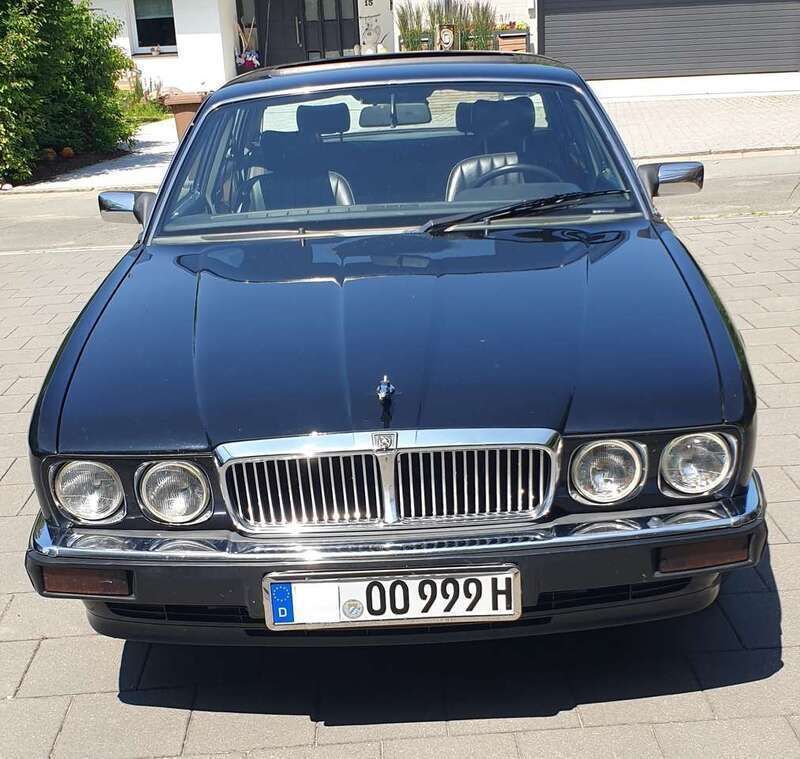 Schwarz Gebraucht 1993 Jaguar XJ40 Limousine | 6.900 € - Bild 1/4