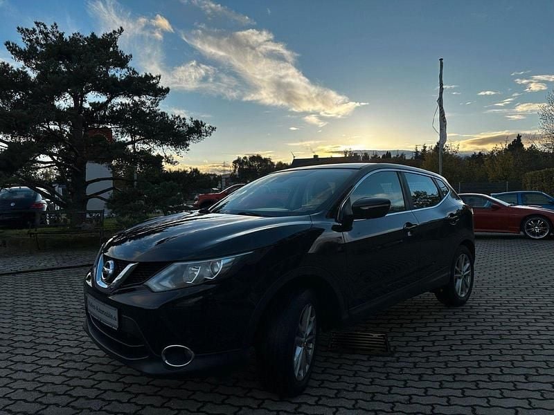 Nightshade Gebraucht 2014 Nissan Qashqai Acenta SUV | 9.900 € (Guter Preis) - Bild 1/4