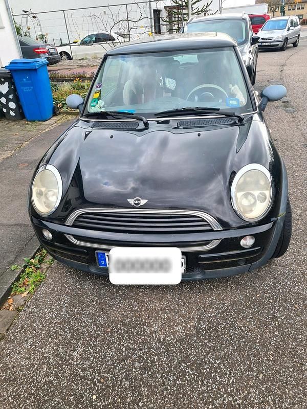 Schwarz Gebraucht 2002 Mini ONE Kleinwagen | 1.990 € (Fairer Preis) - Bild 1/4