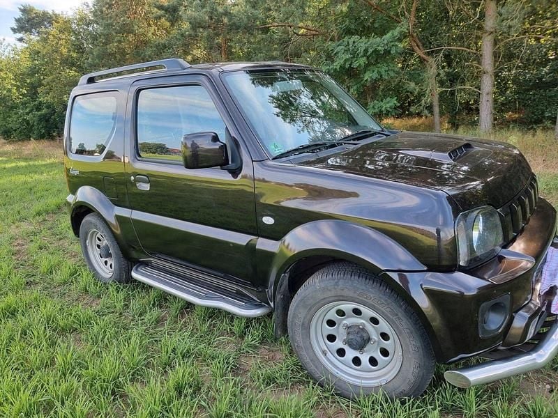 Gebraucht Suzuki Jimny Comfort 84 PS (61 kW) 2017 Braun SUV