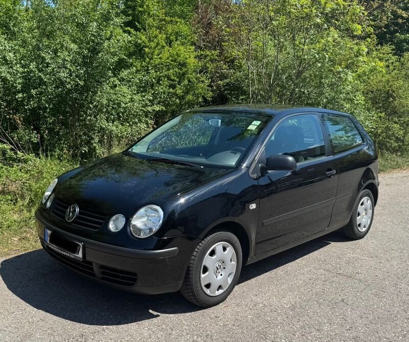 Schwarz Gebraucht 2002 VW Polo Comfortline Limousine | 1.700 € (Fairer Preis) - Bild 1/4