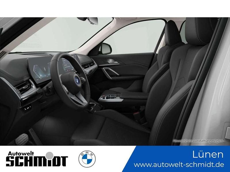 Neu BMW iX1 xLine 230 kW (313 PS) 2025 Alpinweiß SUV