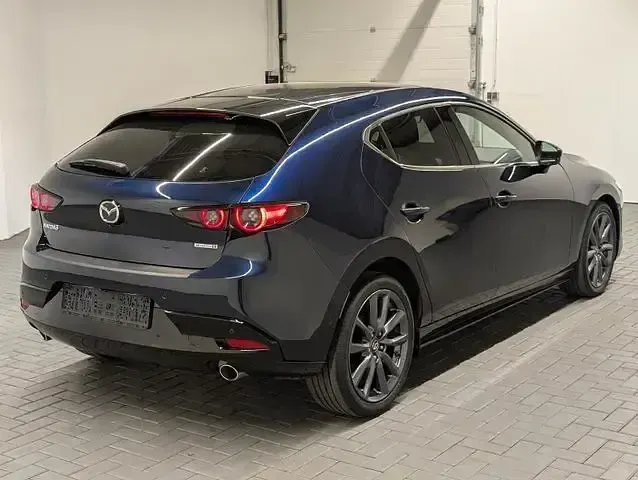 Gebraucht Mazda 3 Selection 116 PS (85 kW) 2019 Crystalblaumet. Limousine