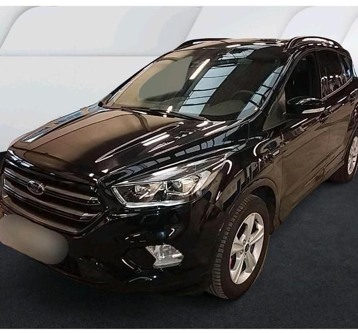 Gebraucht Ford Kuga ST 179 PS (131 kW) 2019 Schwarz SUV