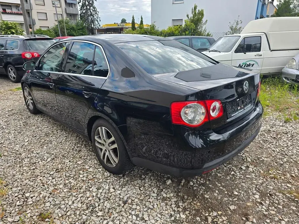Gebraucht VW Jetta Sportline 150 PS (110 kW) 2006 Schwarz Limousine