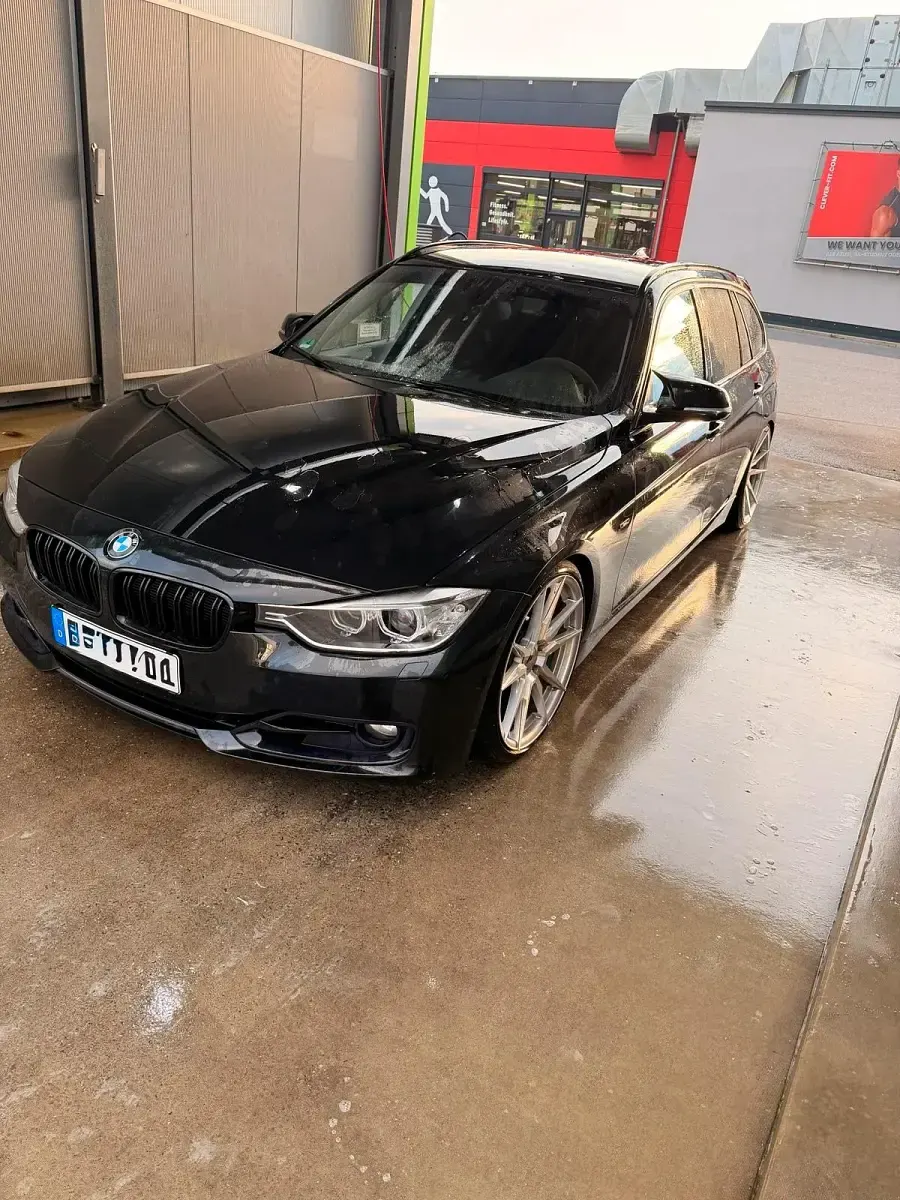 Gebraucht BMW 328 Sport Line 245 PS (180 kW) 2013 Schwarz Kombi