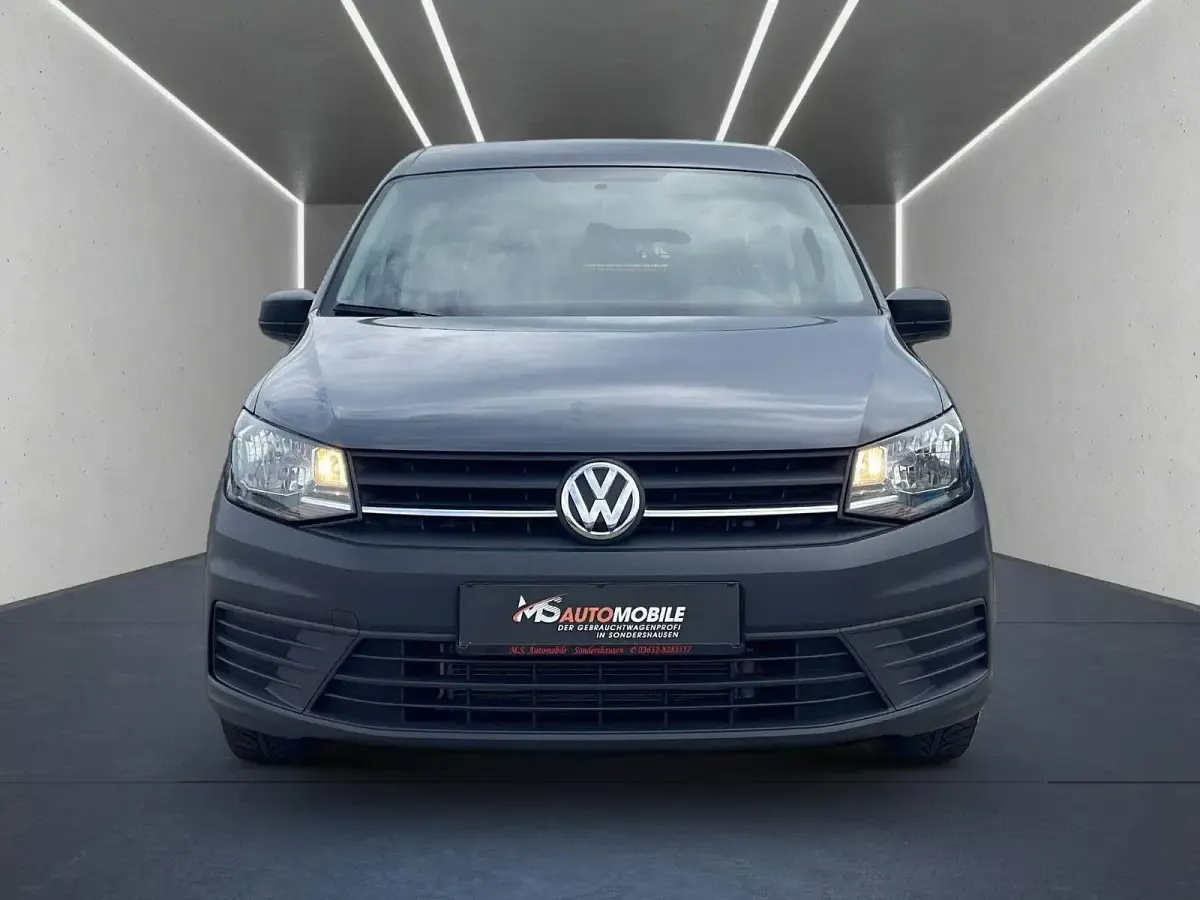 Gebraucht VW Caddy 102 PS (75 kW) 2020 Grau Van / Kleinbus