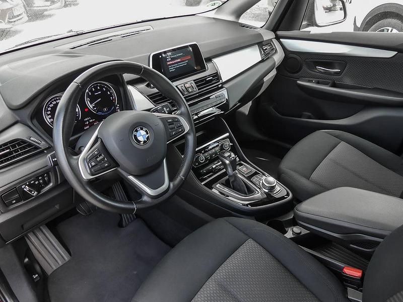 Gebraucht BMW 225 Active Tourer Advantage 224 PS (164 kW) 2018 Schwarz Van / Kleinbus