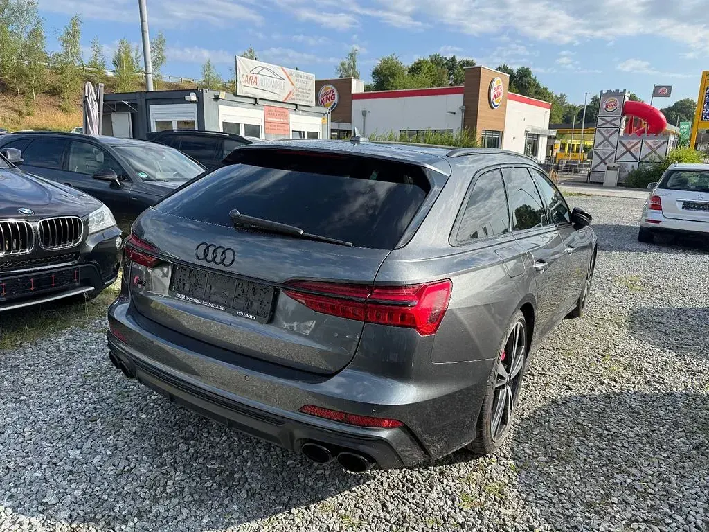 Gebraucht Audi S6 Basis 344 PS (253 kW) 2021 Grau Kombi