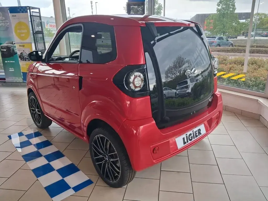 Neu Ligier Myli 2026 Rot Kleinwagen