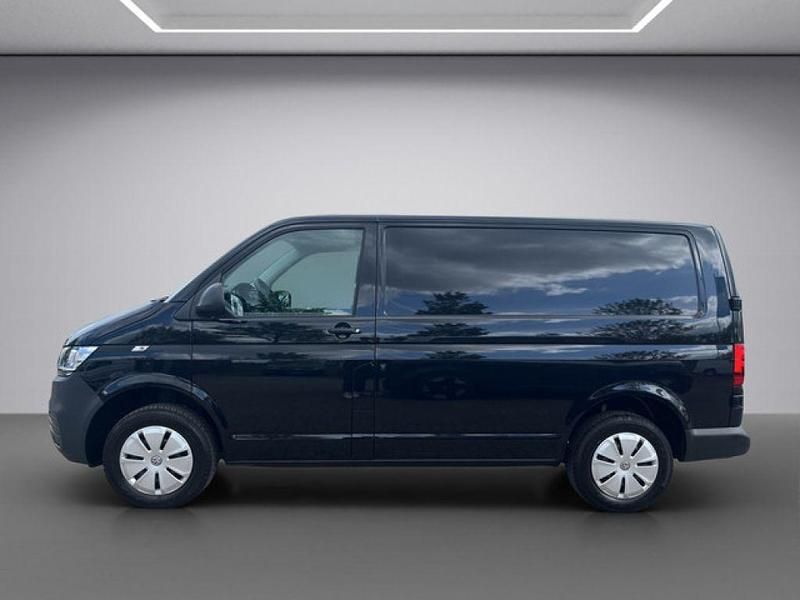 Gebraucht VW Transporter 110 PS (80 kW) 2024 Deep black Van