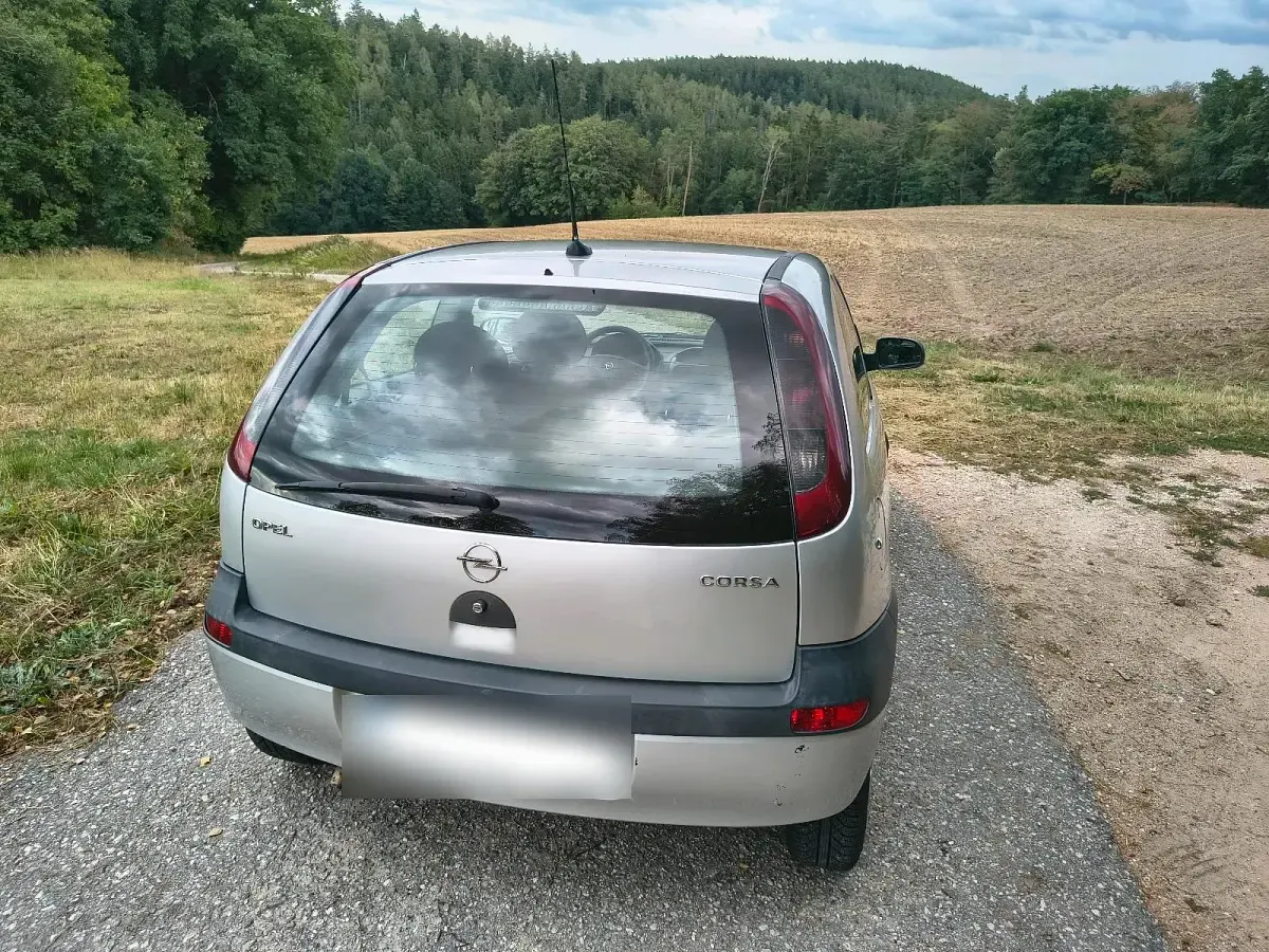 Gebraucht Opel Corsa 58 PS (42 kW) 2002 Silber Kleinwagen