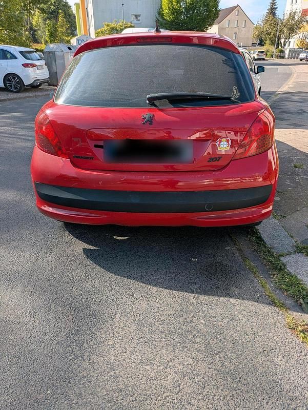 Gebraucht Peugeot 207 75 PS (55 kW) 2006 Rot Coupé