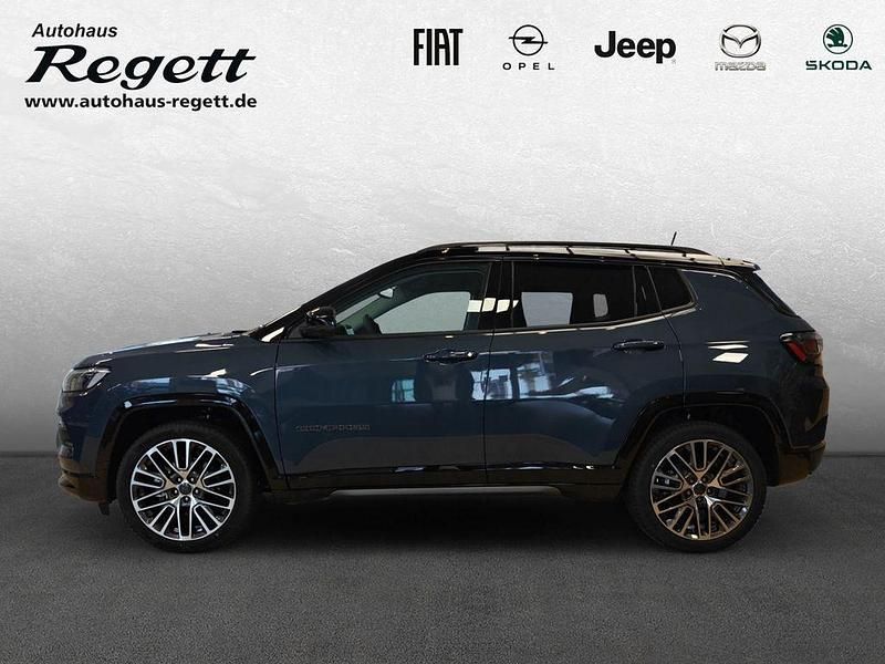 Neu Jeep Compass Summit 131 PS (96 kW) 2025 Blau SUV