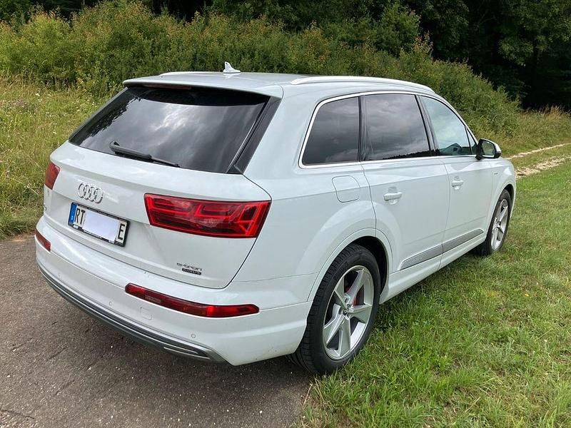 Gebraucht Audi Q7 Ambiente 374 PS (275 kW) 2016 Weiß SUV