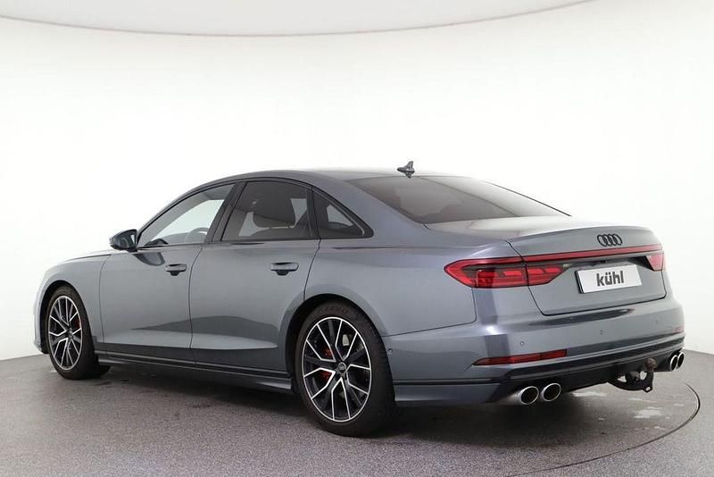 Gebraucht Audi S8 Ambiente 571 PS (419 kW) 2021 Gray Limousine