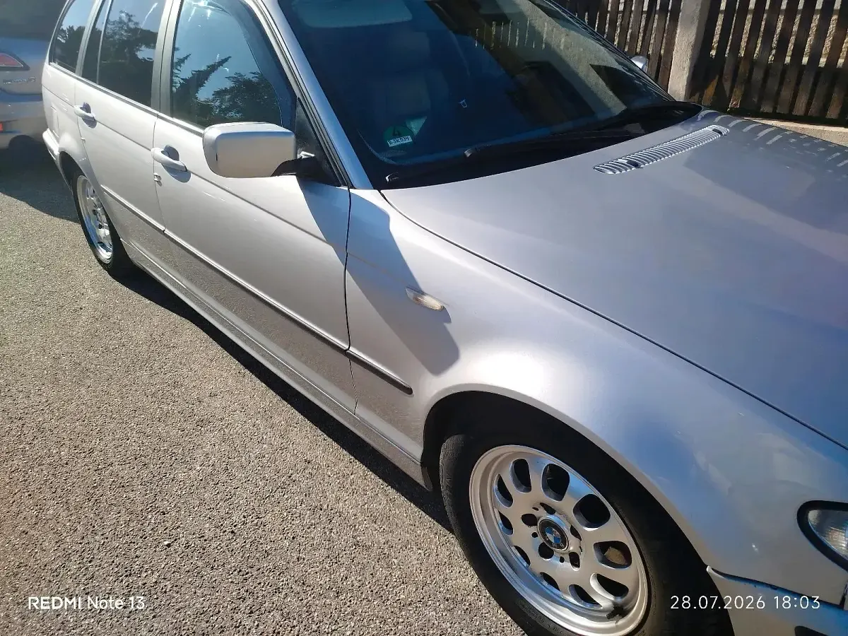 Gebraucht BMW 318 143 PS (105 kW) 2003 Silber Kombi