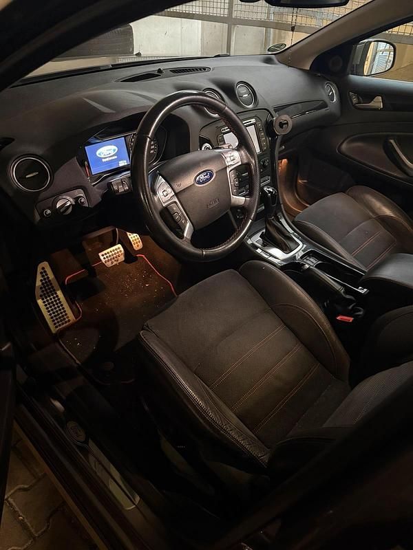 Gebraucht Ford Mondeo 203 PS (149 kW) 2013 Braun Kombi