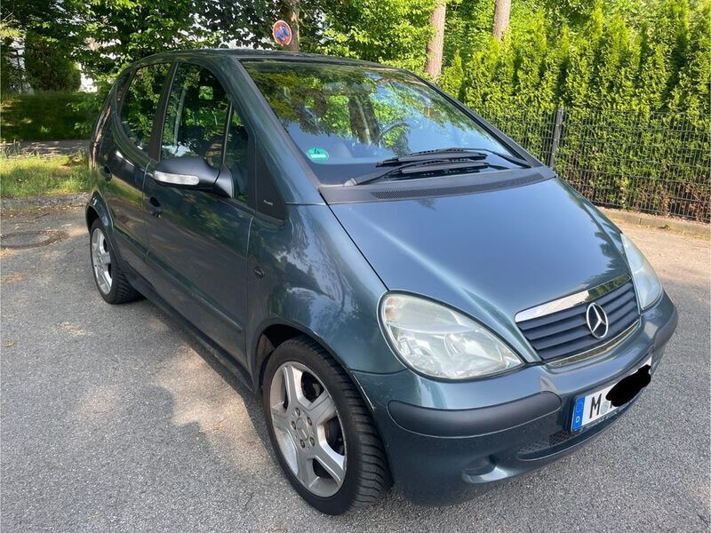 Blau Gebraucht 2004 Mercedes A140 Van / Kleinbus | 2.300 € (Fairer Preis) - Bild 1/4
