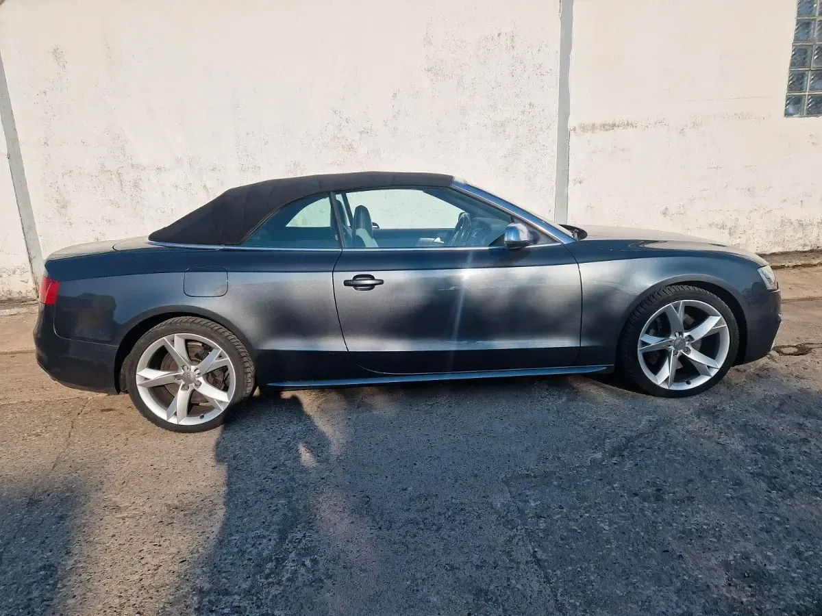 Gebraucht Audi S5 Cabriolet Sport 333 PS (244 kW) 2014 Grau Cabrio