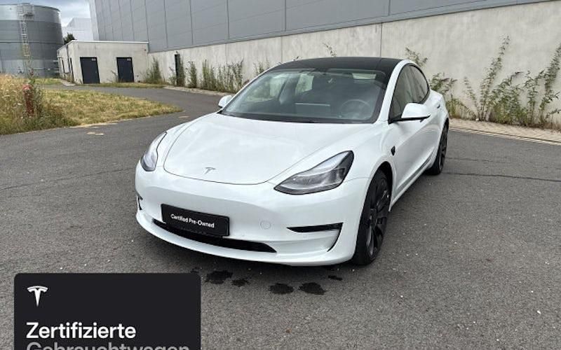 Weiß Gebraucht 2021 Tesla Model 3 Performance Limousine | 31.000 € (Fairer Preis) - Bild 1/4