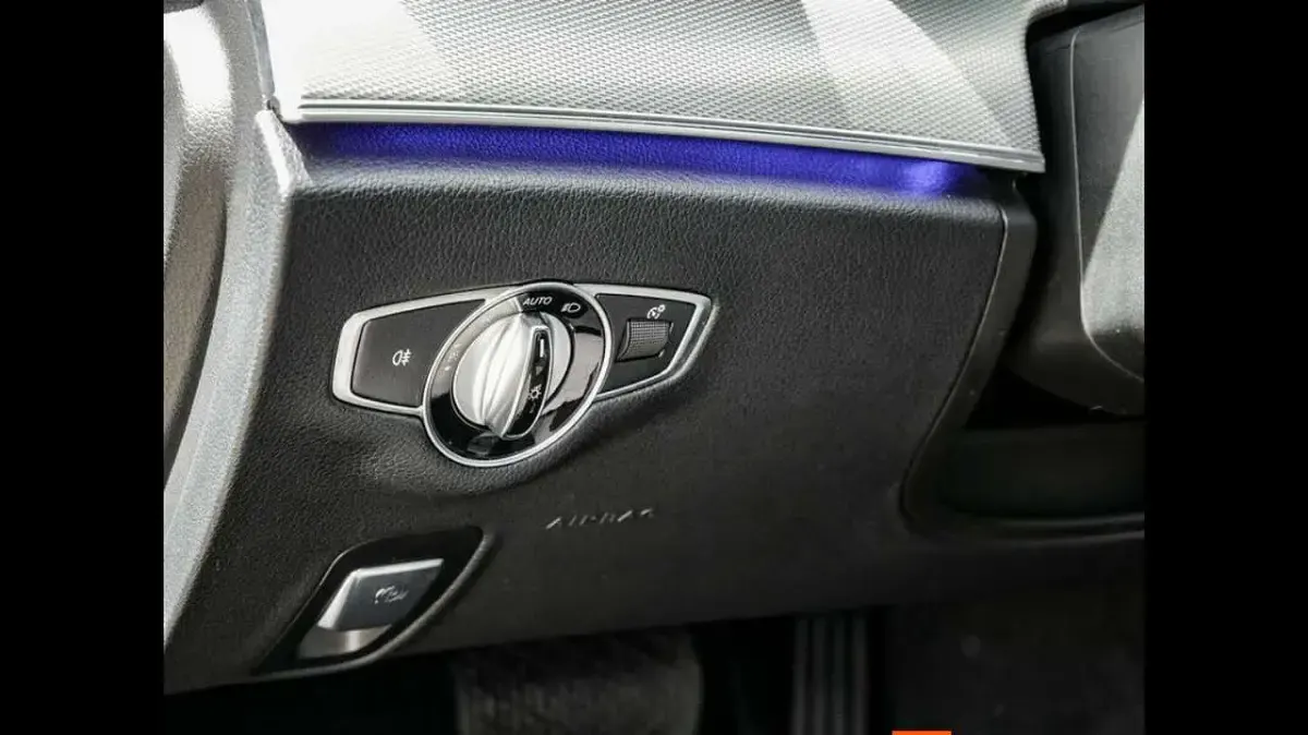 Gebraucht Mercedes E200 184 PS (135 kW) 2018 Grau Kombi