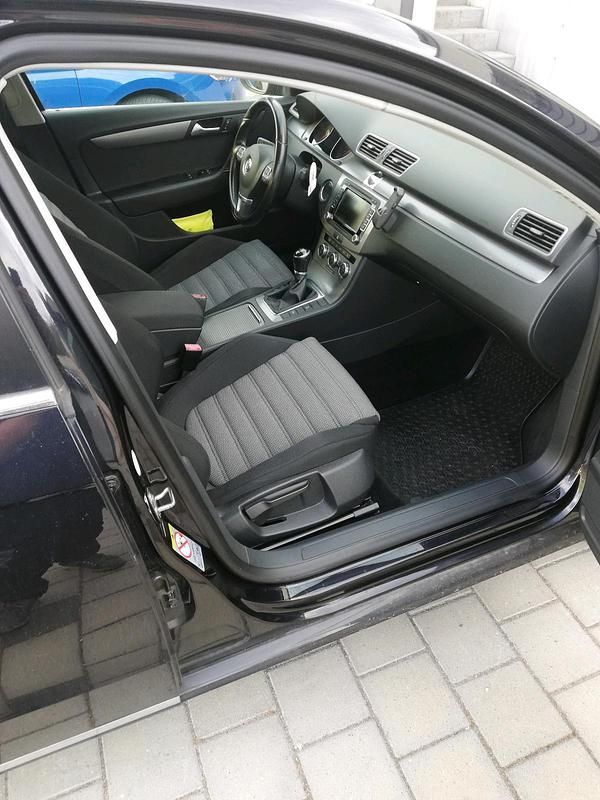 Gebraucht VW Passat 177 PS (130 kW) 2013 Schwarz Kombi