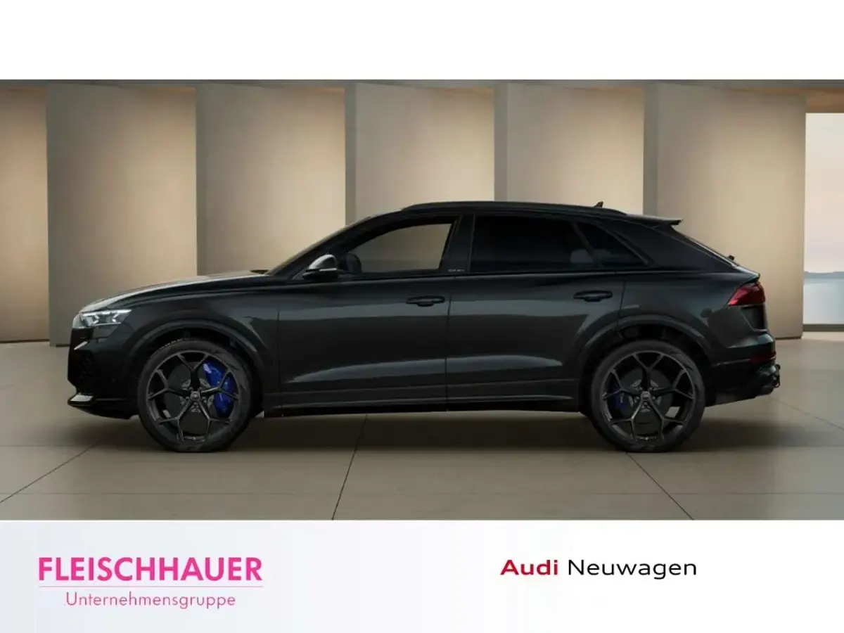 Neu Audi RS Q8 Performance 640 PS (470 kW) 2026 Schwarz SUV