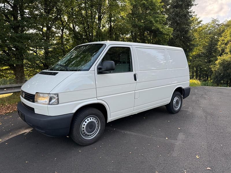 Weiß Gebraucht 2001 VW T4 Van | 10.499 € - Bild 1/4
