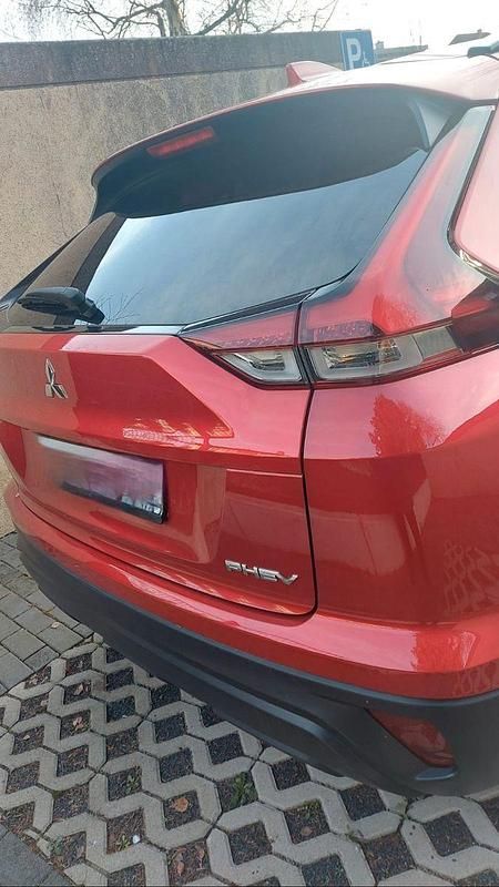 Gebraucht Mitsubishi Eclipse Cross Select 188 PS (138 kW) 2022 Rot SUV