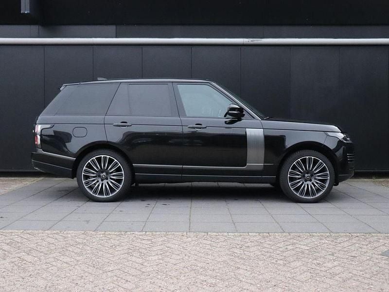 Gebraucht Land Rover Range Rover Autobiography 400 PS (294 kW) 2021 Schwarz SUV