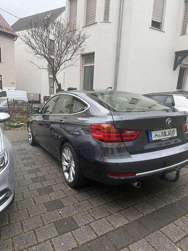 Używany BMW 320 184 KM (135 kW) 2014 Szary Hatchback