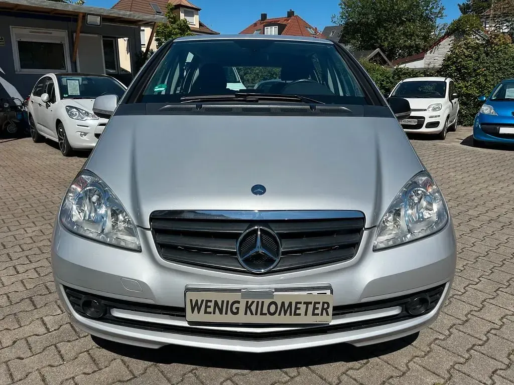 Gebraucht Mercedes A150 95 PS (69 kW) 2009 Silber Limousine