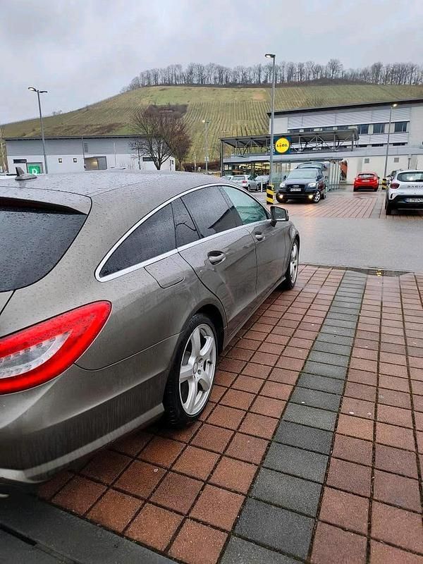 Gebraucht Mercedes CLS250 204 PS (150 kW) 2013 Weiß Limousine