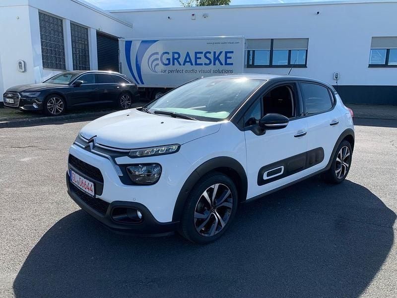 Weiß Gebraucht 2022 Citroën C3 Shine Kleinwagen | 11.499 € (Fairer Preis) - Bild 1/4