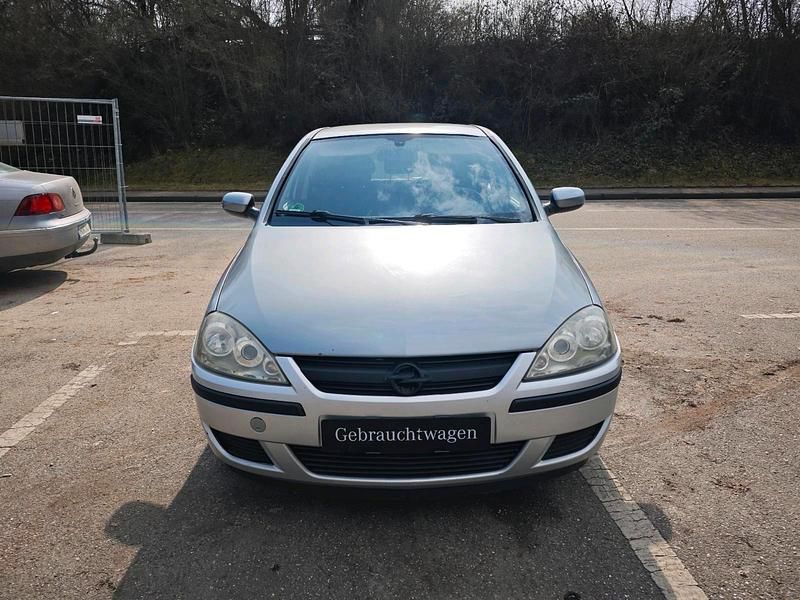 Gebraucht Opel Corsa 75 PS (55 kW) 2004 Silber Kleinwagen