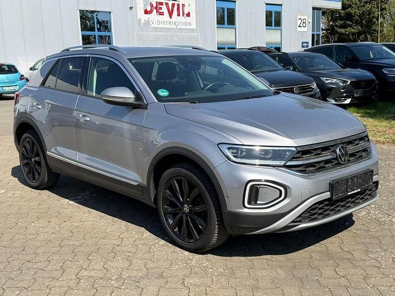 Gebraucht VW T-Roc Style 150 PS (110 kW) 2023 Silber SUV