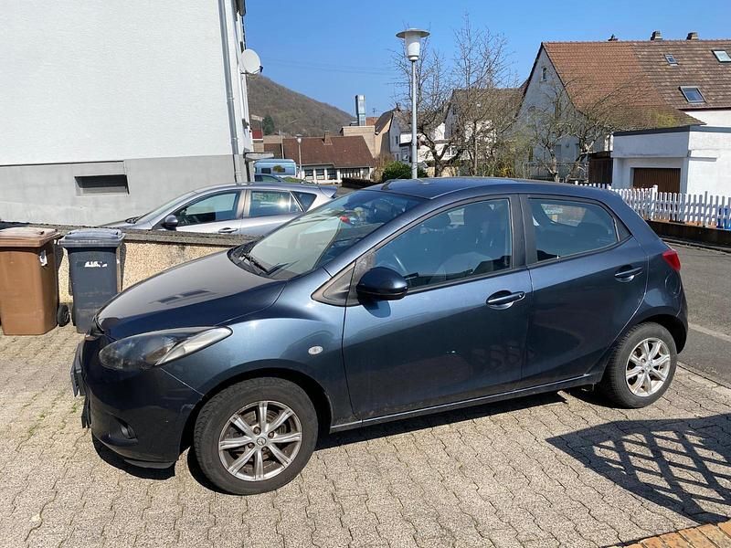 Gebraucht Mazda 2 84 PS (61 kW) 2009 Grau Kleinwagen