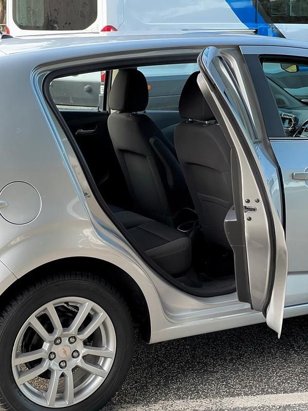 Gebraucht Chevrolet Aveo LTZ 116 PS (85 kW) 2012 Grau Limousine