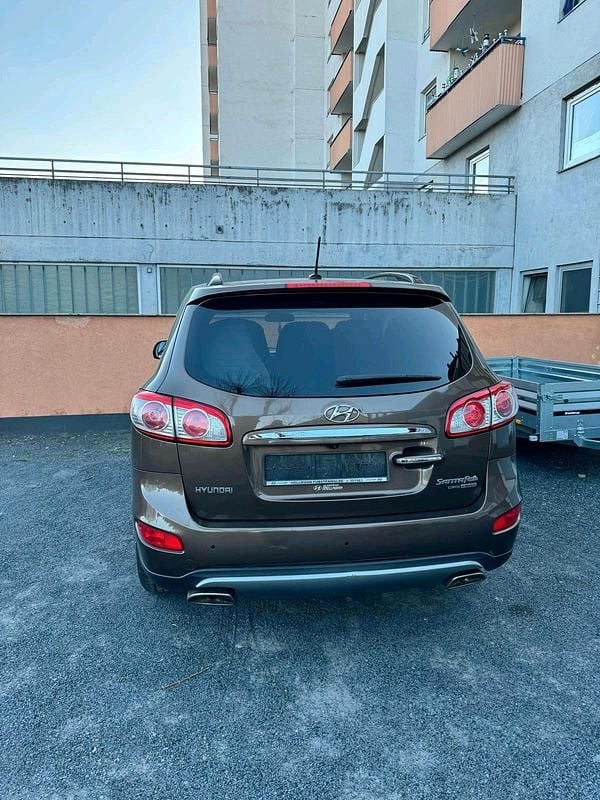 Gebraucht Hyundai Santa Fe 197 PS (144 kW) 2012 Braun SUV