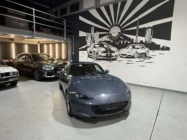 Gebraucht Mazda MX5 184 PS (135 kW) 2022 Grau Cabrio