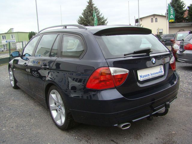 Gebraucht BMW 320 177 PS (130 kW) 2008 Blau metallic Kombi
