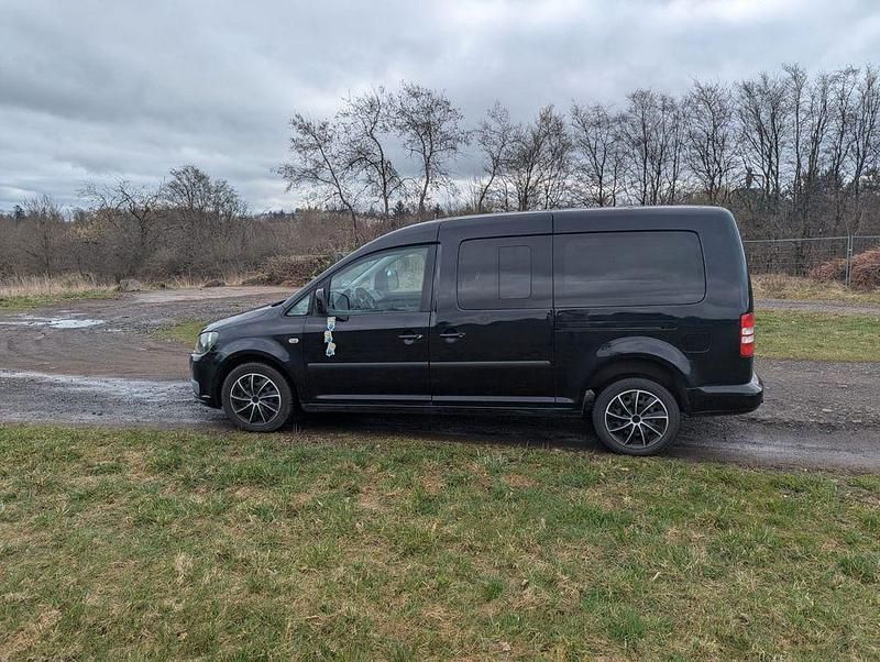 Gebraucht VW Caddy Maxi 102 PS (75 kW) 2011 Schwarz Van / Kleinbus