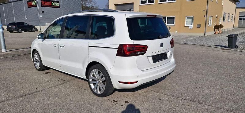 Gebraucht Seat Alhambra 150 PS (110 kW) 2015 Weiß Van / Kleinbus