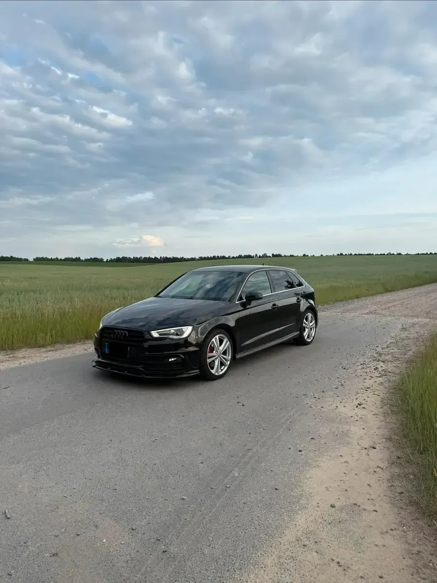 Gebraucht Audi A3 Sportback S-Line 180 PS (132 kW) 2013 Schwarz Kleinwagen