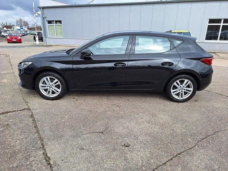 Gebraucht Seat Leon Style 110 PS (80 kW) 2022 Schwarz Limousine