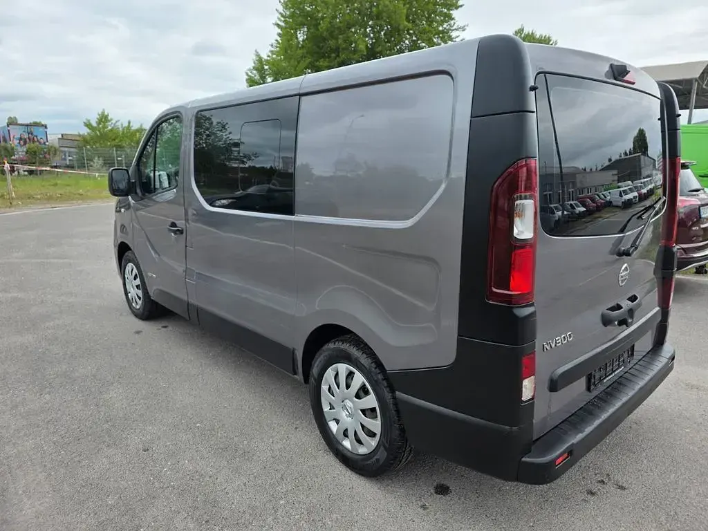 Gebraucht Nissan NV300 Comfort 125 PS (91 kW) 2017 Grau Van