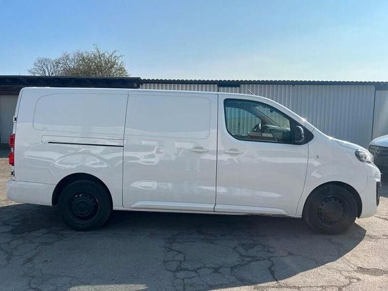 Gebraucht Peugeot Expert 144 PS (105 kW) 2022 Weiß Van